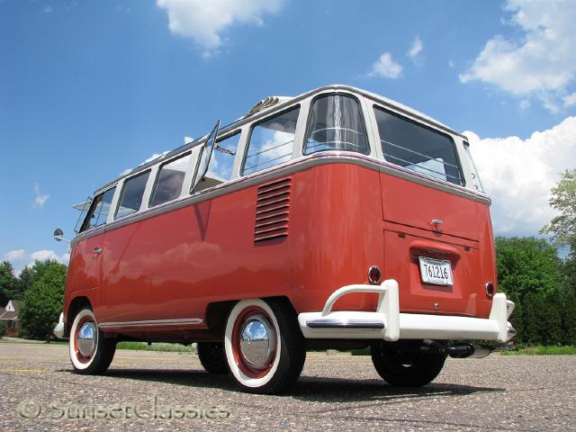 1961-23-window-bus-370.jpg