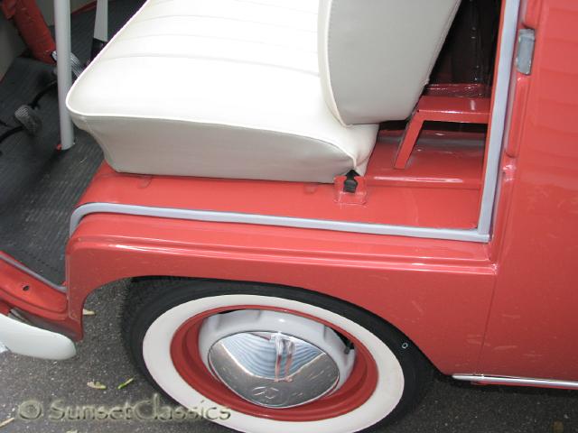 1961-23-window-bus-123.jpg