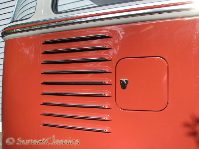 1961-23-window-bus-175.jpg