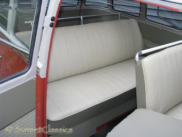 1961-23-window-bus-243.jpg