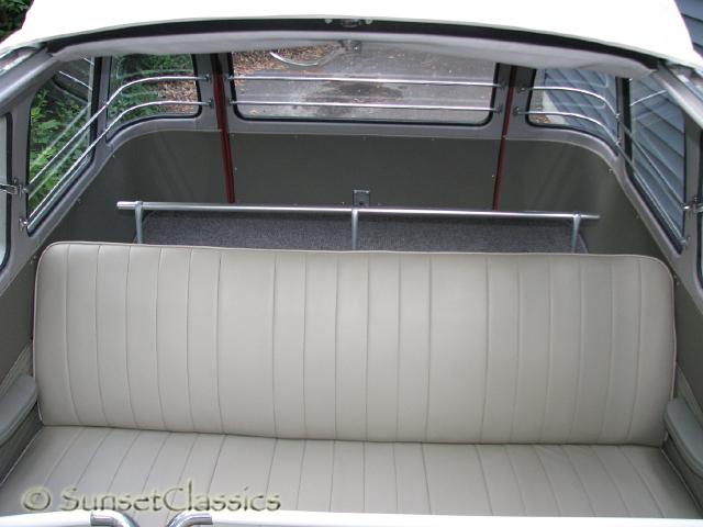 1961-23-window-bus-246.jpg