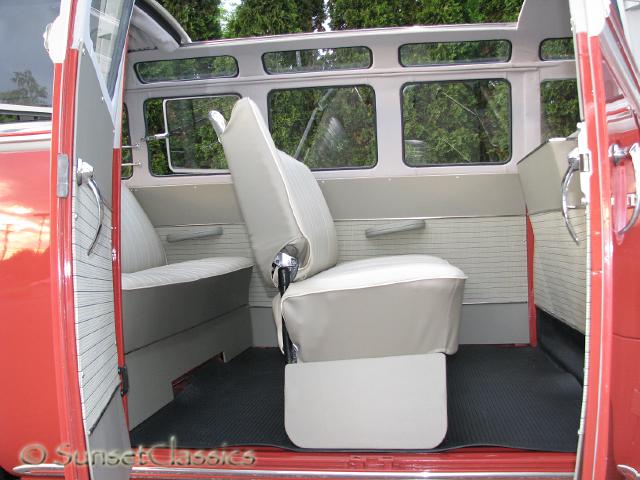 1961-23-window-bus-287.jpg