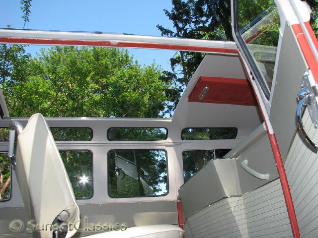 1961-23-window-bus-857.jpg