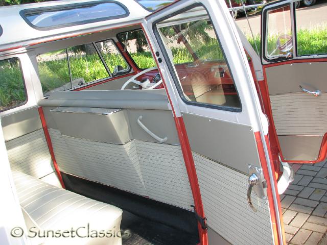 1961-23-window-bus-863.jpg