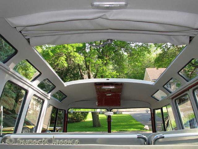 1961-23-window-bus-865.jpg