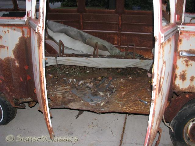 1962-23-window-vw-bus-809.jpg