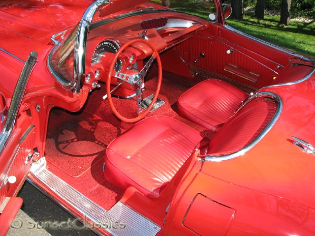 1962-corvette-convertible-571.jpg