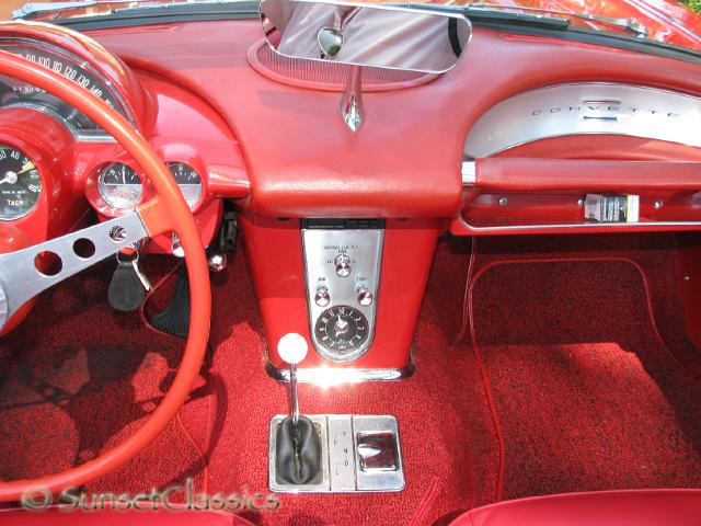 1962-corvette-convertible-587.jpg