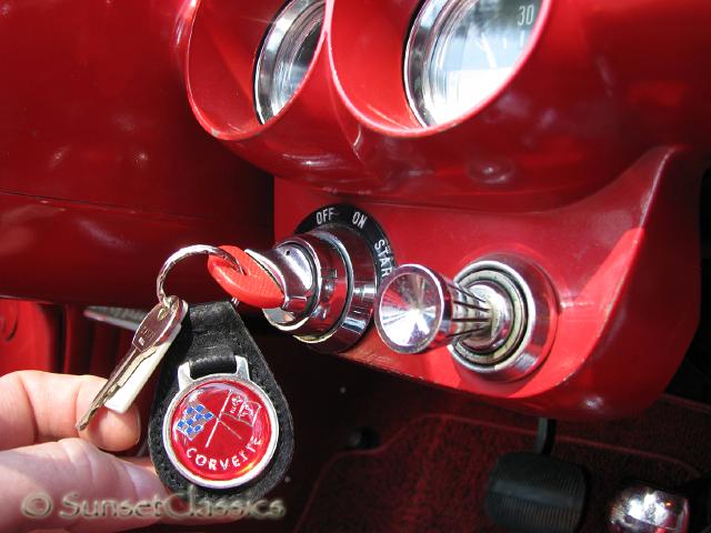 1962-corvette-convertible-594.jpg