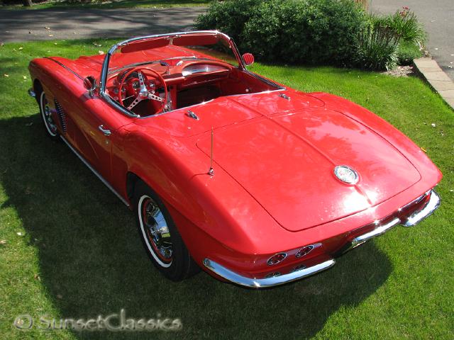 1962-corvette-convertible-667.jpg