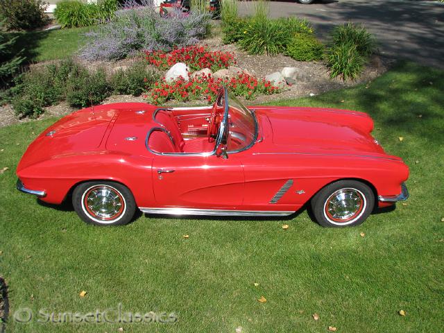 1962-corvette-convertible-673.jpg