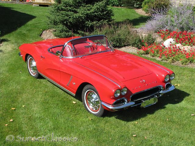 1962-corvette-convertible-681.jpg