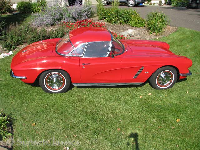 1962-corvette-convertible-748.jpg