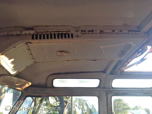 1963-vw-23-window-bus-071.jpg