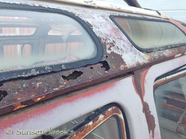 1963-vw-23-window-bus-089.jpg