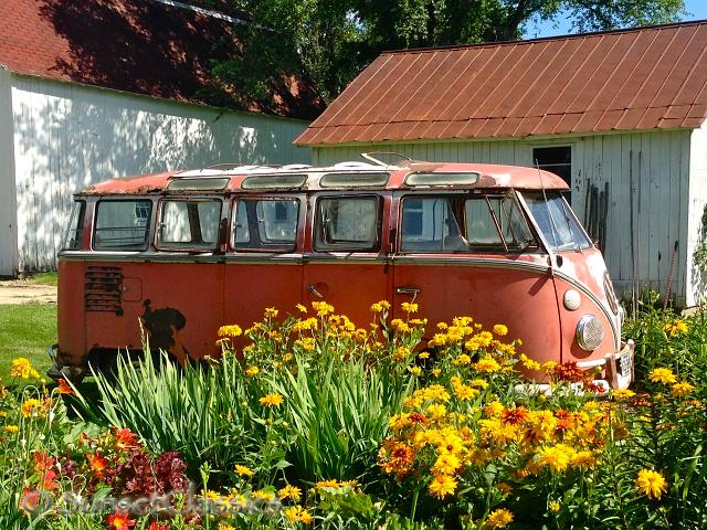 1963-vw-23-window-bus-35.jpg