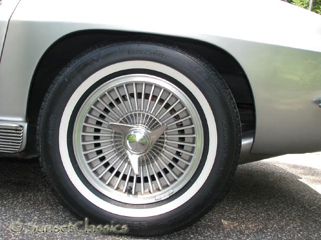 1963-corvette-split-window-085.jpg