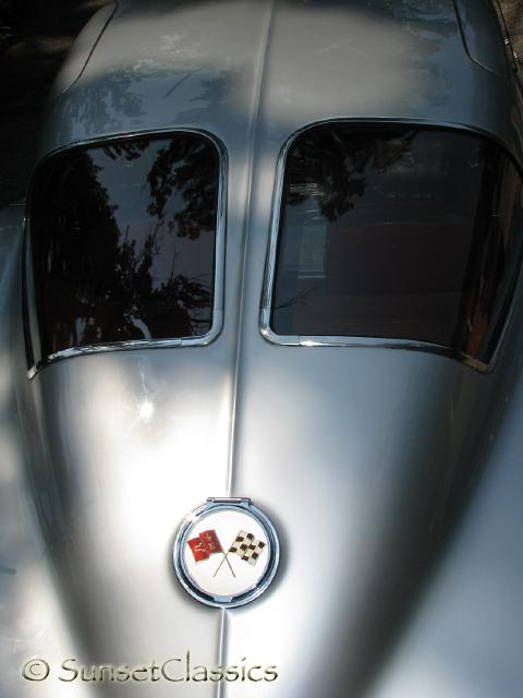 1963-corvette-split-window-065.jpg