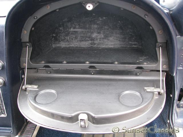 1963-corvette-glove-box-340hp_1.JPG