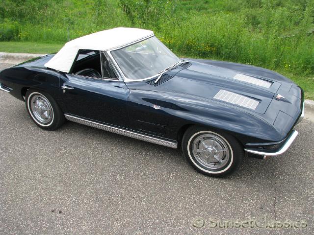 1963-corvette-stingray-340hp-convertible-06.JPG