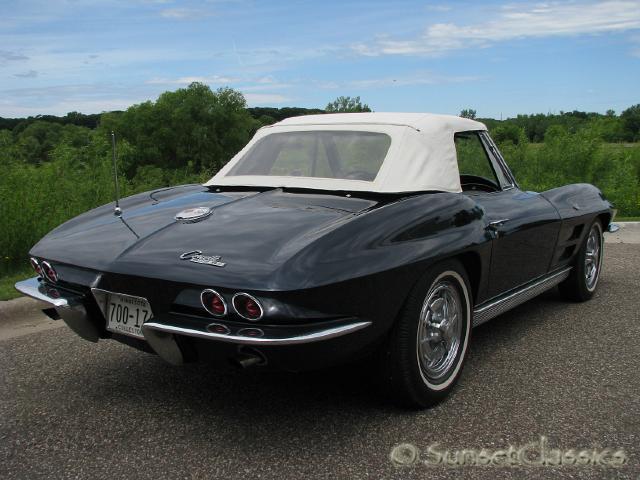 1963-corvette-stingray-340hp-convertible-stingray.JPG