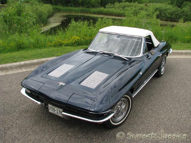 1963-corvette-stingray-340hp-engine_389.JPG