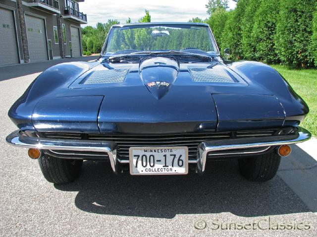 1963-corvette-stingray-340hp_254.jpg