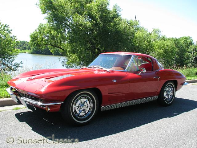 1963-corvette-stingray-084.jpg