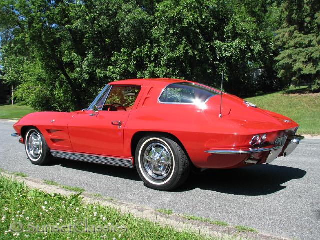 1963-corvette-stingray-093.jpg