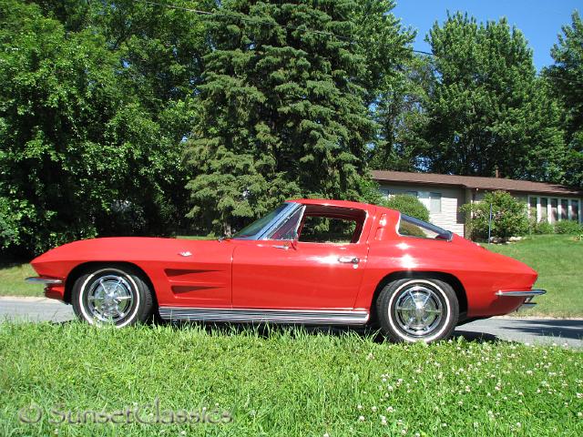 1963-corvette-stingray-094.jpg