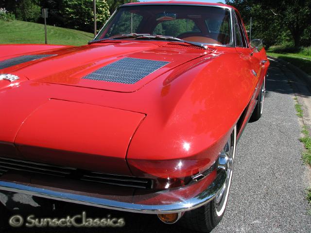 1963-corvette-stingray-097.jpg