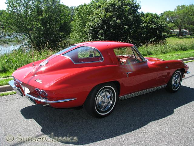 1963-corvette-stingray-135.jpg