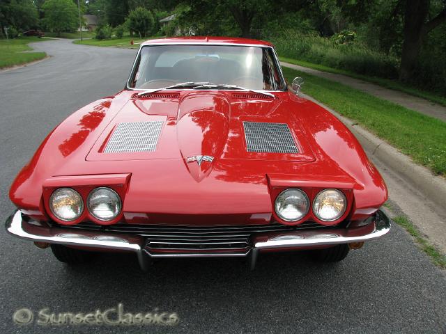 1963-corvette-stingray-921.jpg