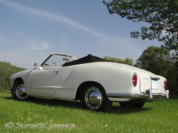 1964-karmann-ghia-convertible-716.JPG