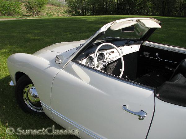 1964-karmann-ghia-convertible-768.JPG