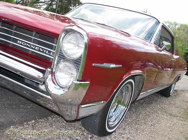 1964-pontiac-bonneville859.jpg
