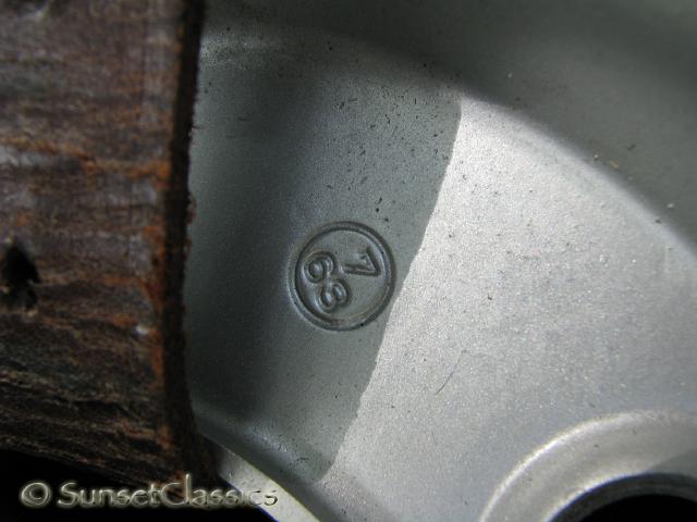 1964-porsche-356-sc-273.jpg