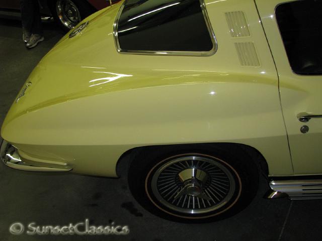 1965-corvette-stingray-396-542.jpg