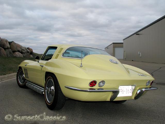 1965-corvette-stingray-396-671.jpg