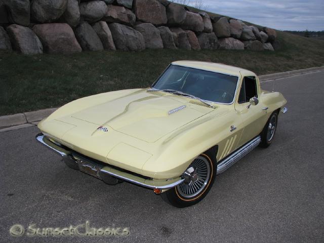 1965-corvette-stingray-396-687.jpg