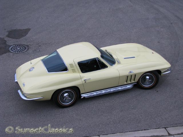 1965-corvette-stingray-396-693.jpg