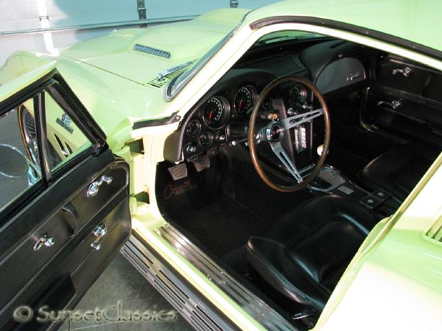 1965-corvette-stingray-396-486.jpg