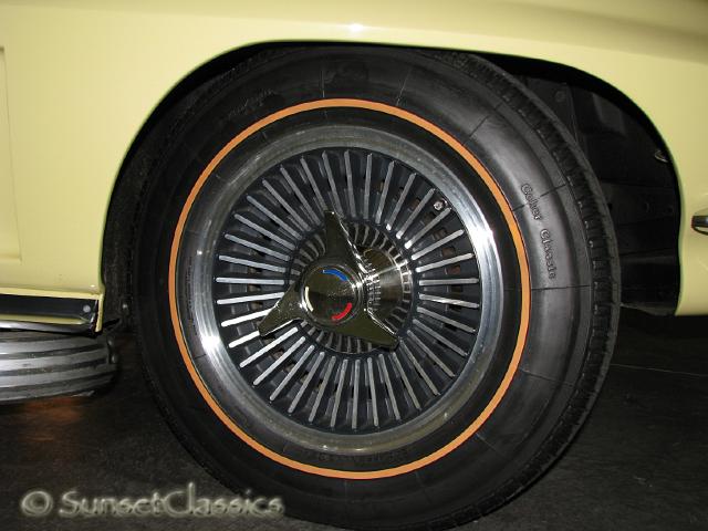 1965-corvette-stingray-396-553.jpg