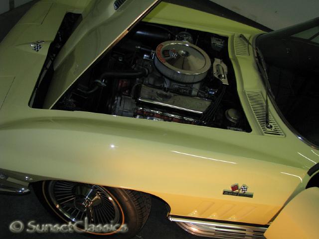 1965-corvette-stingray-396-591.jpg