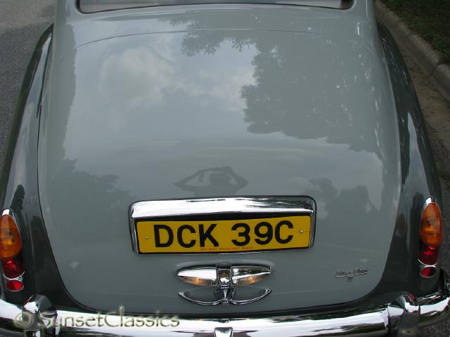 1965-rolls-royce-silver-cloud-009.jpg