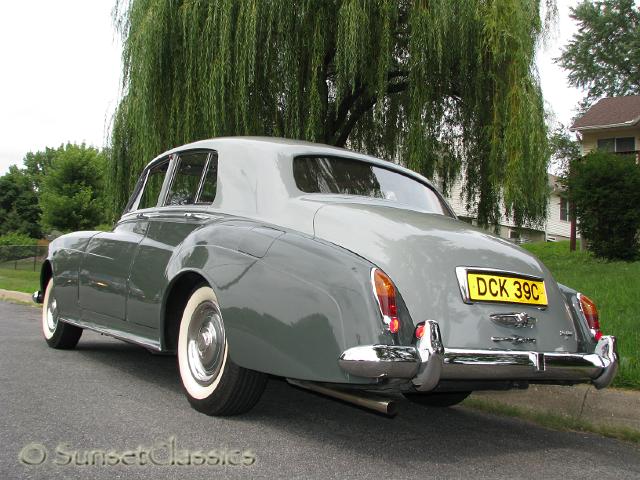1965-rolls-royce-silver-cloud-107.jpg