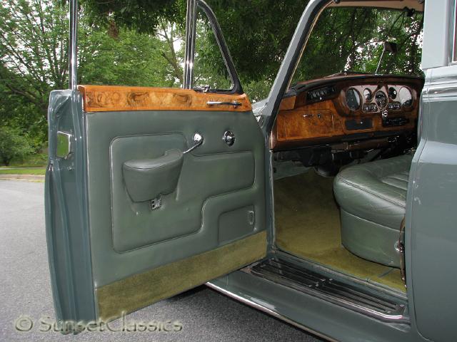 1965-rolls-royce-silver-cloud-862.jpg