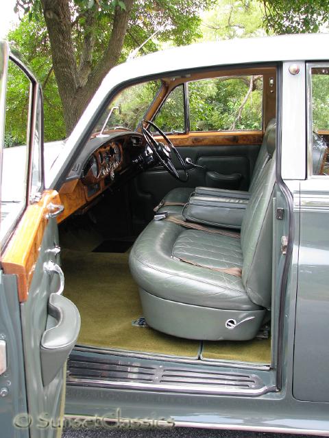 1965-rolls-royce-silver-cloud-864.jpg