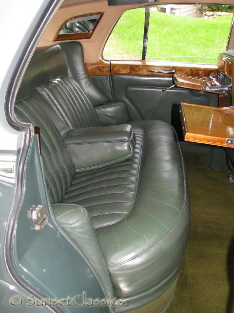 1965-rolls-royce-silver-cloud-896.jpg