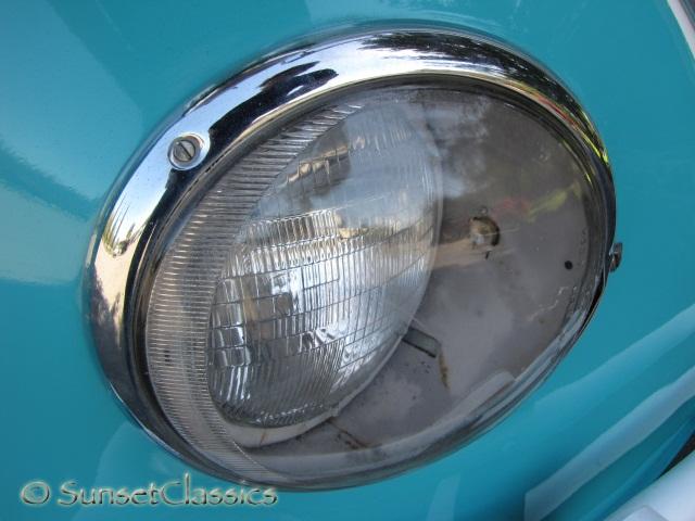 1965-volkswagen-bus-079.jpg